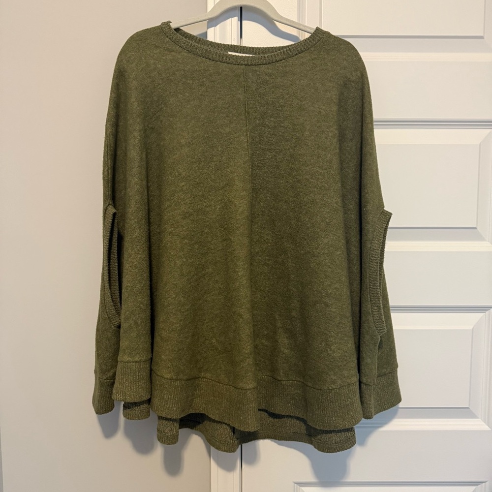 Story Olive Green Poncho Sweater | Size M